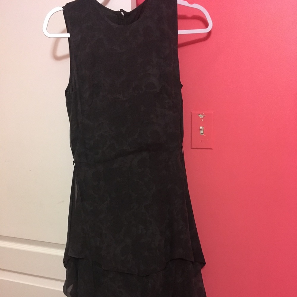 DESIGNER Morgane Le Fay gorgeous high low sleeveless dress